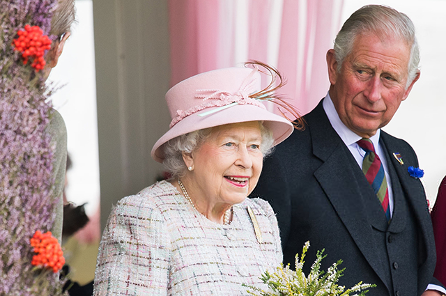 Королева Елизавета II передала принцу Чарльзу часть своих полномочий