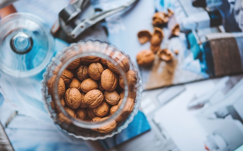 Грецкие орехи можно ли хранить в холодильнике или морозильной камере