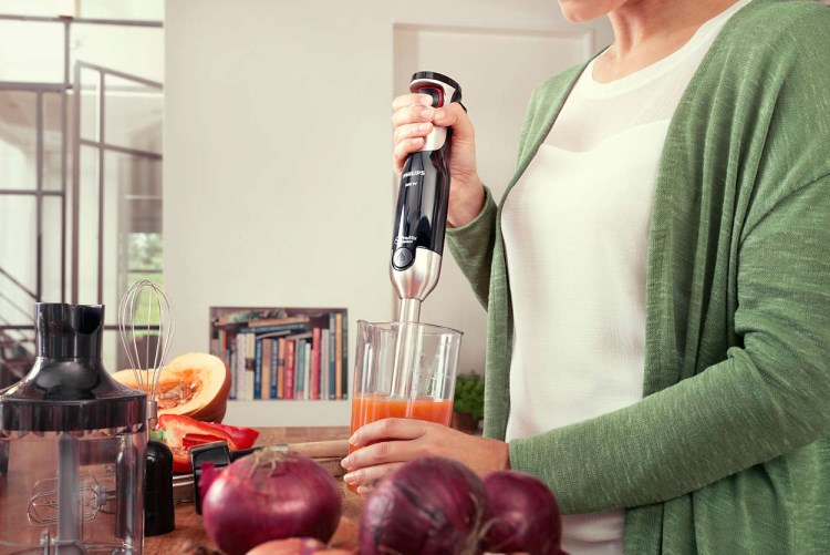 Кухонная хитрость поможет заточить ножи блендера в домашних условиях