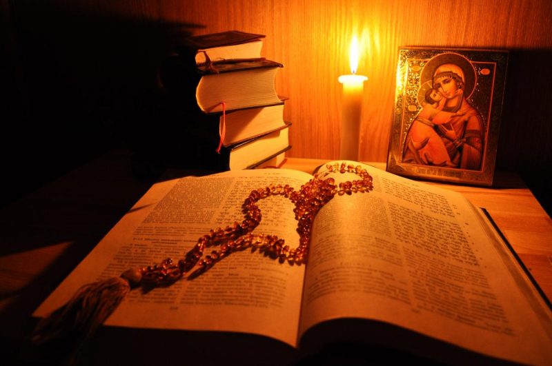 Праздники, посты и дни памяти февраля 2023 года: подробный церковный календарь для православных 