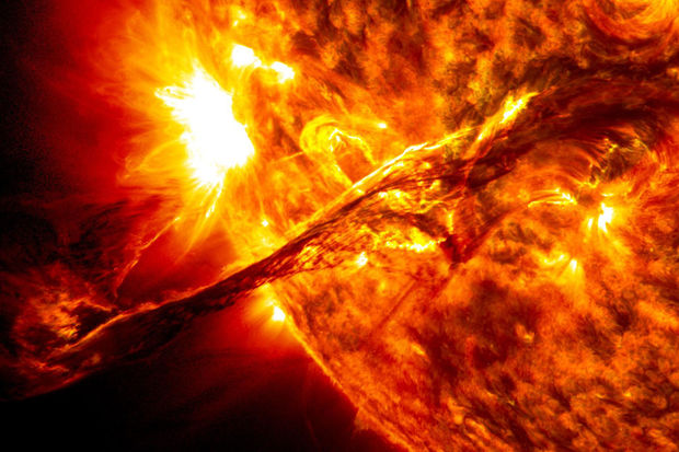 На Солнце зафиксированы выбросы высшего и самого опасного класса Х, - ученые